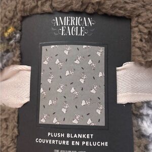 American Eagle Snoopy Halloween Plush Blanket